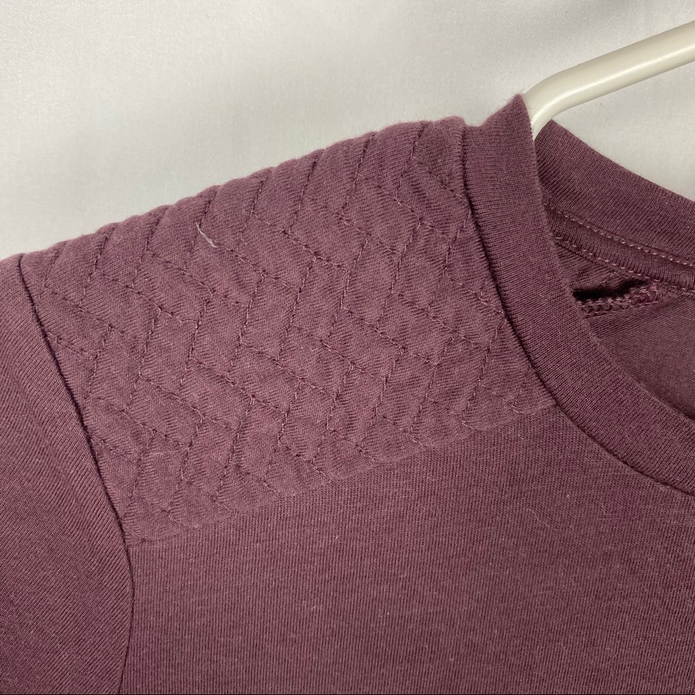 ANN TAYLOR Burgundy T Shirt - Picture 2 of 5